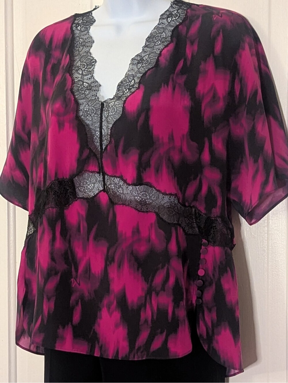 NWT ZADIG AND VOLTAIRE TZAR SILK TOP FUSCHIA AND BLACK LACE TRIM | SIZE L - Picture 3 of 8